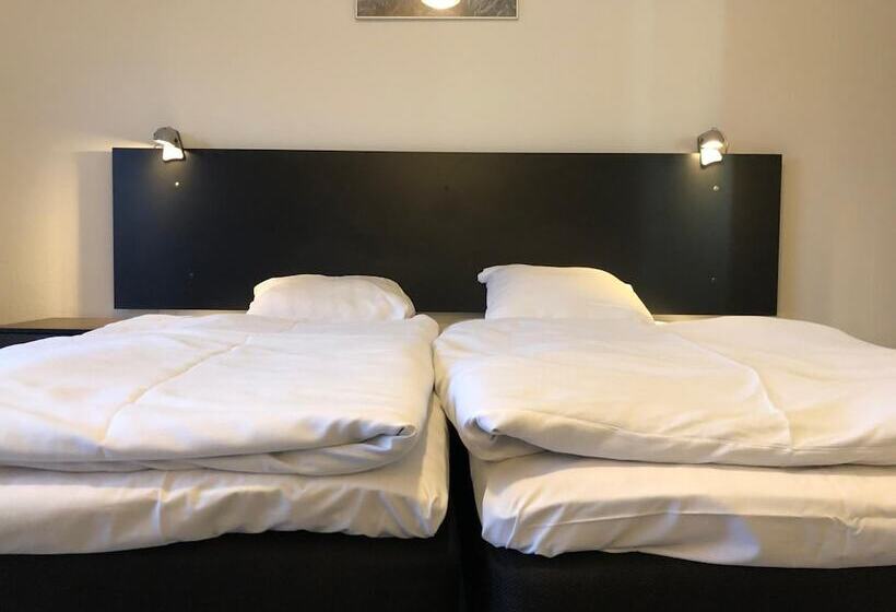 غرفة قياسية, Aulum Kro