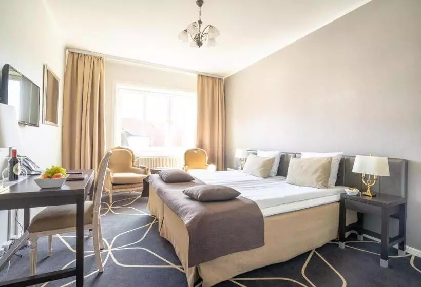 Chambre Standard, Dania