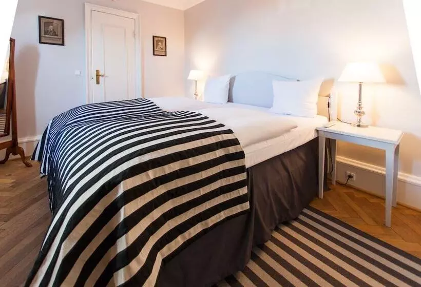 Juniorsviitti, Fredensborg Store Kro