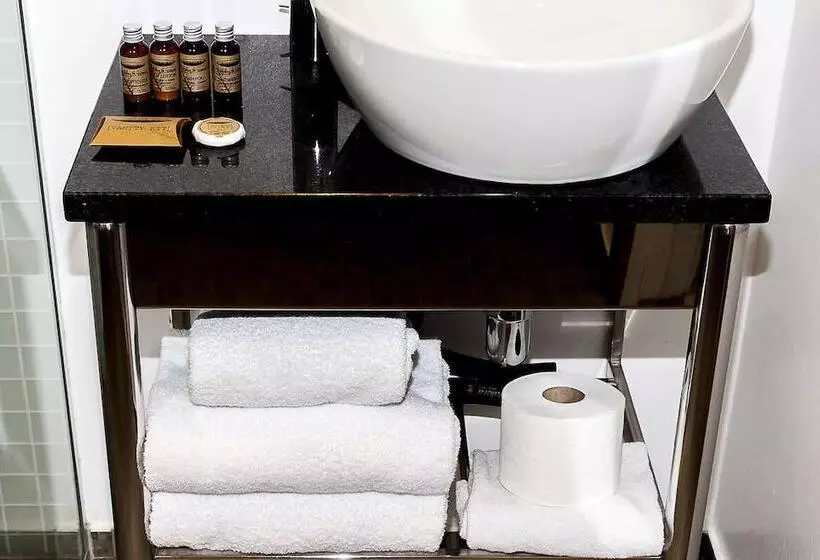 Standard Yhden Hengen Huone, Fredensborg Store Kro