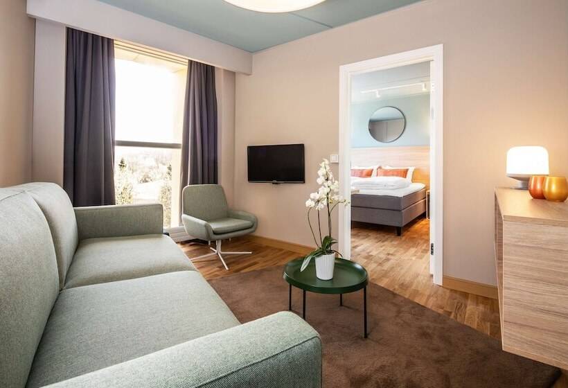 Полулюкс, Scandic Roskilde Park