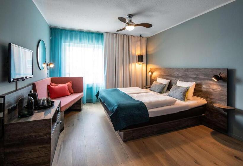 غرفة عائلية, Quality Hotel The Reef