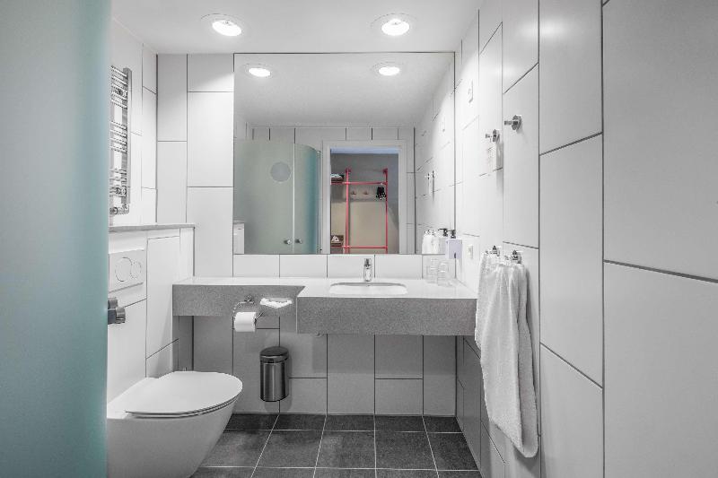 Семейный Номер, Quality Hotel The Reef