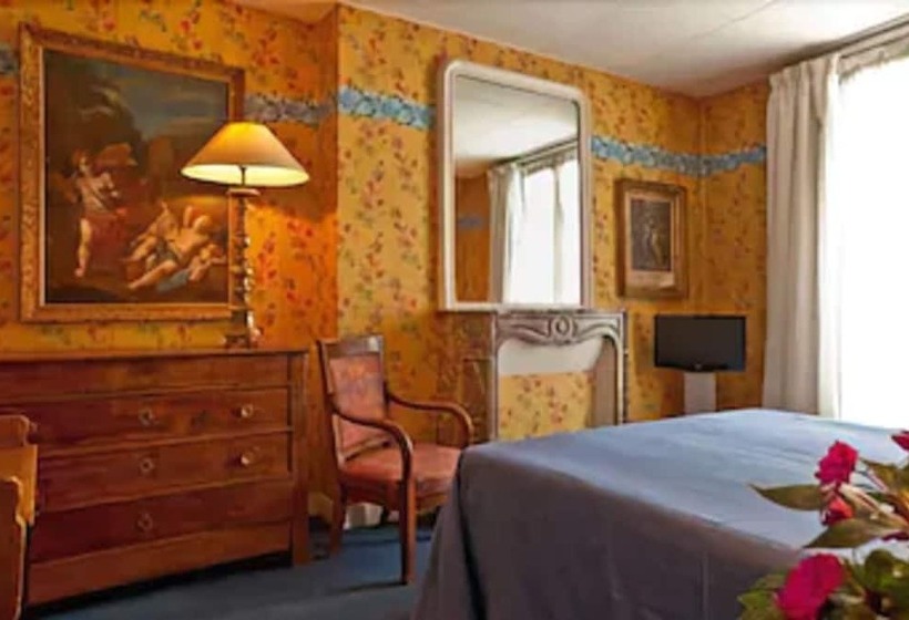 スタンダードトリプルルーム, Agora