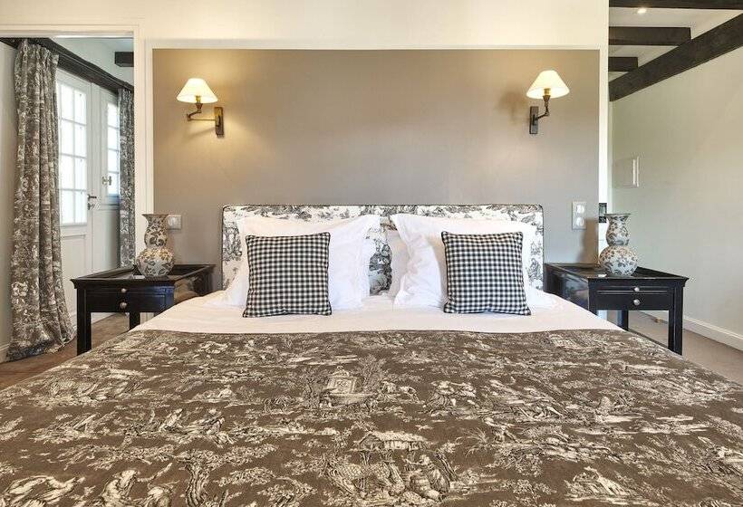 Prestige Room, Arraya