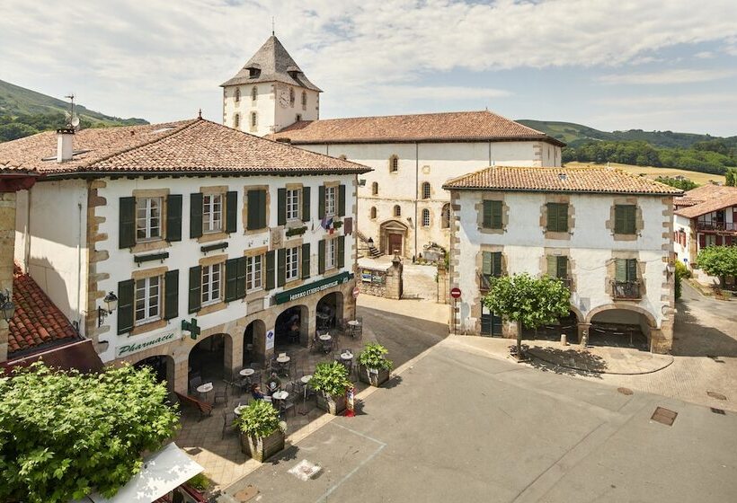 Classic Room, Arraya