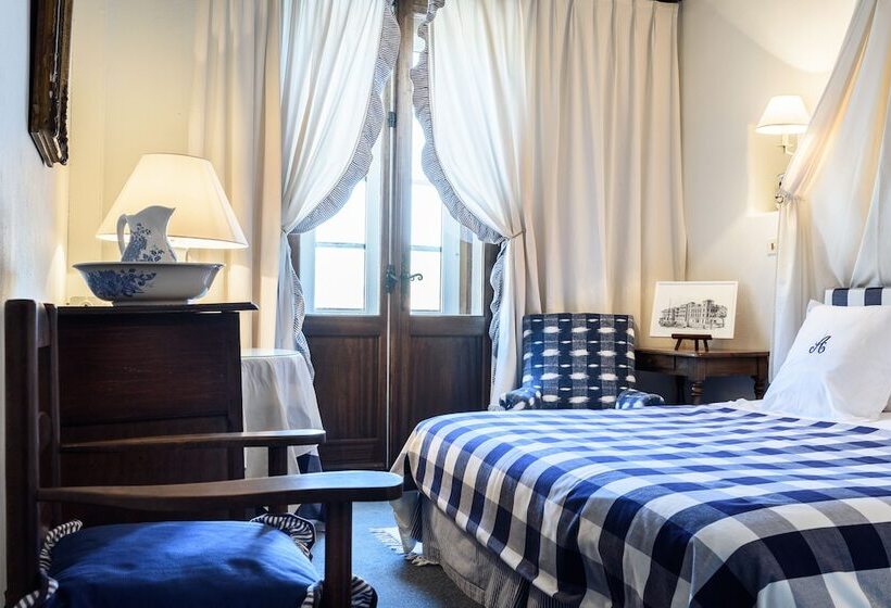 Classic Room, Arraya