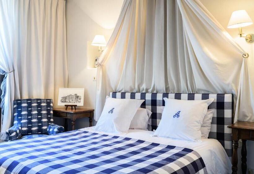 Classic Room, Arraya