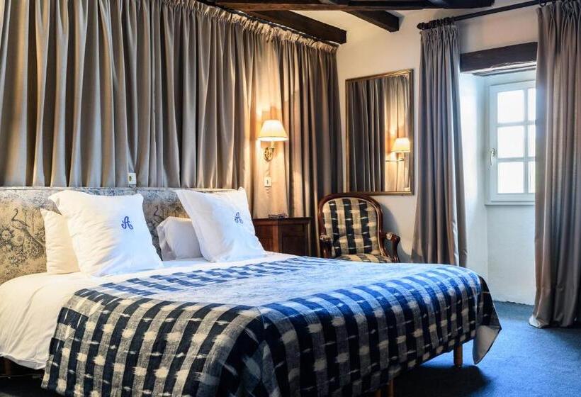 Classic Room, Arraya