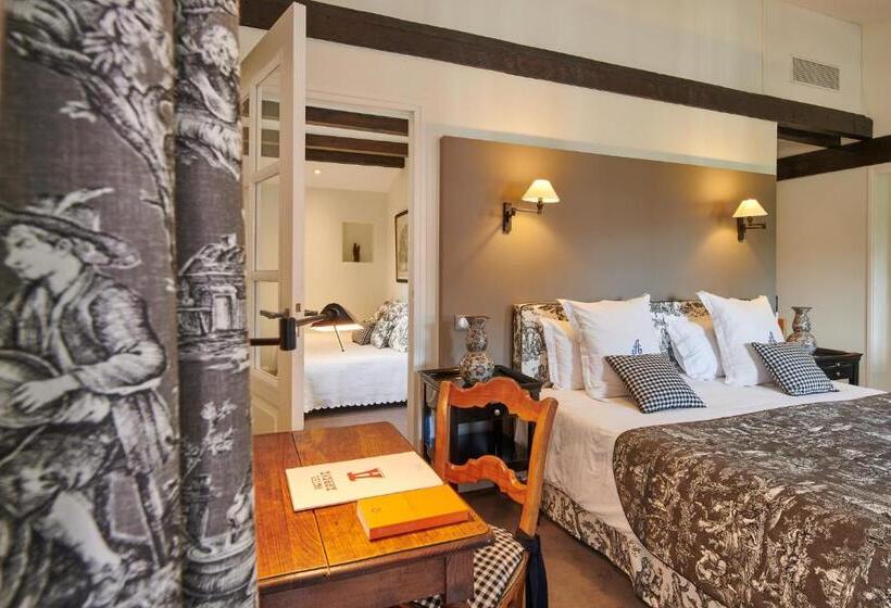 Quarto Superior com Sacada, Arraya