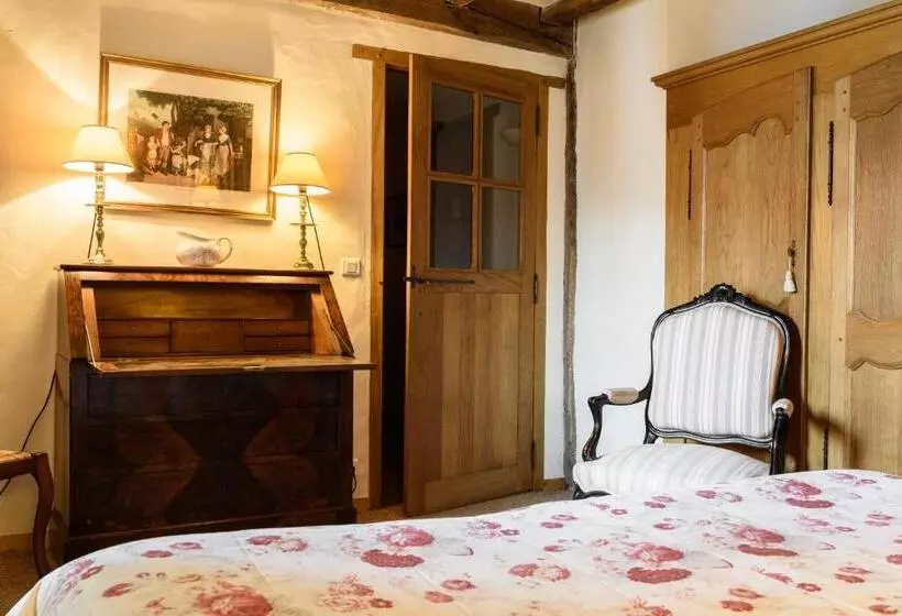 StandaardKamer, Arraya