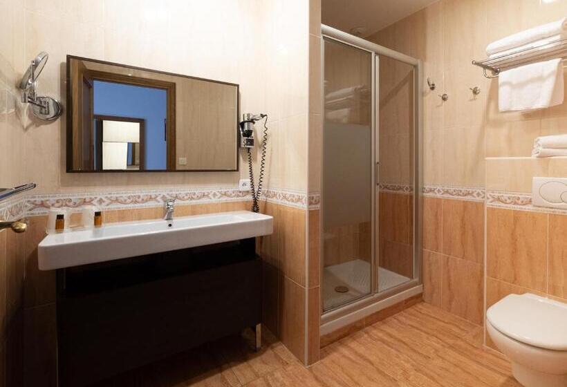 Standard Room, Arraya