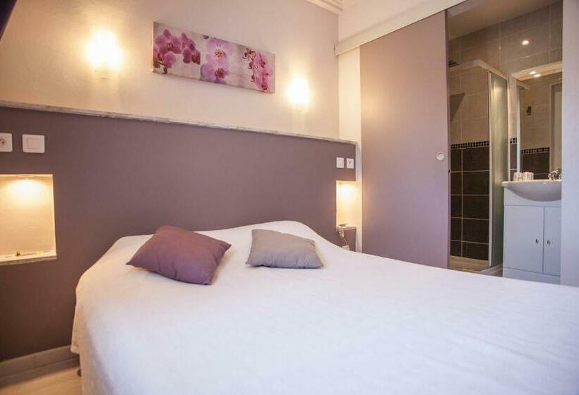 חדר סטנדרט, Logis Hotels   Auberge De L île   Hôtel 3 étoiles Et Restaurant