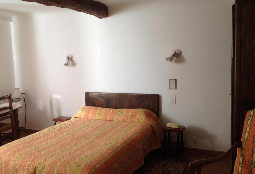 Номер Стандарт, Auberge Des Seigneurs
