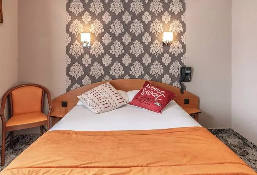 Habitación Estándar Individual, Logis Hotel Des Ducs