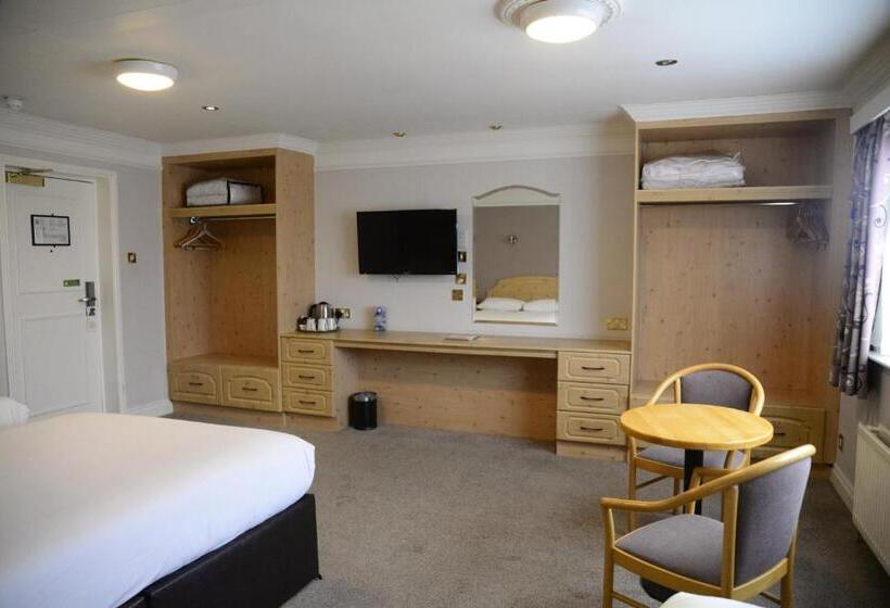 Номер Стандарт, Hibernian Hotel & Leisure Centre