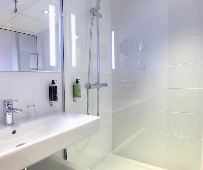 غرفة كومفورت, Hôtel Anne De Bretagne