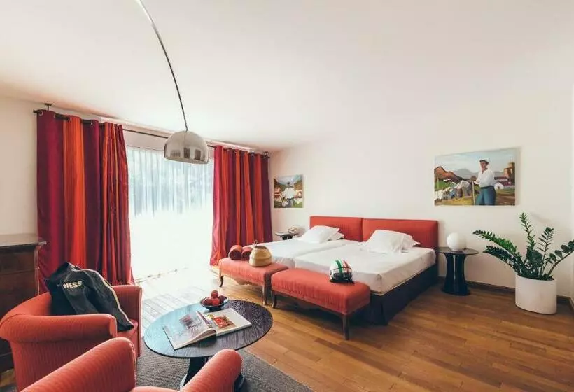 リバービュースイート, Hôtel Arcé