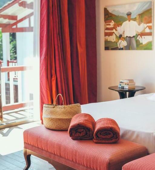 リバービュースイート, Hôtel Arcé