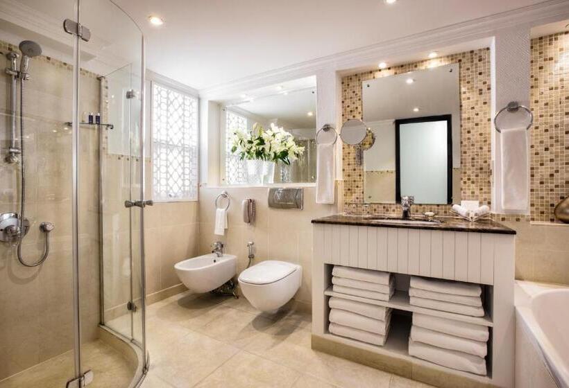 Premium room w/ mountain view, Ja Hatta Fort