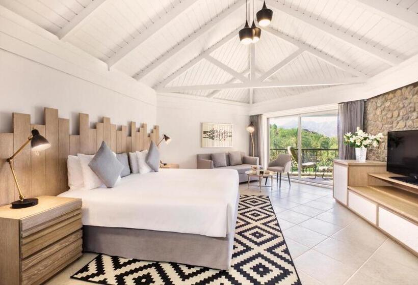 اتاق اکونومی, Ja Hatta Fort