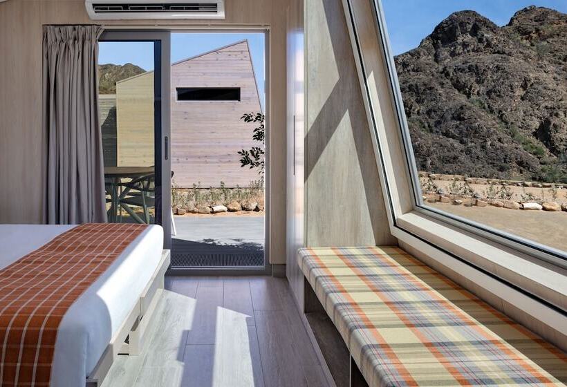 کلبه دلوکس, Ja Hatta Fort