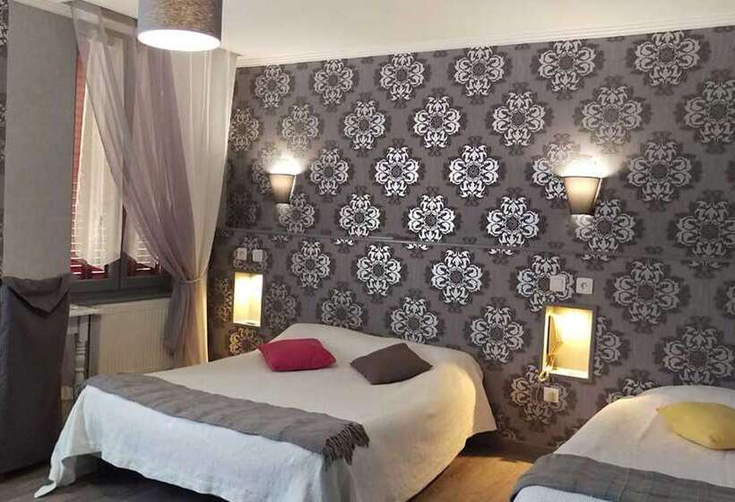 חדר סטנדרט לשלושה, Logis Hotels   Auberge De L île   Hôtel 3 étoiles Et Restaurant