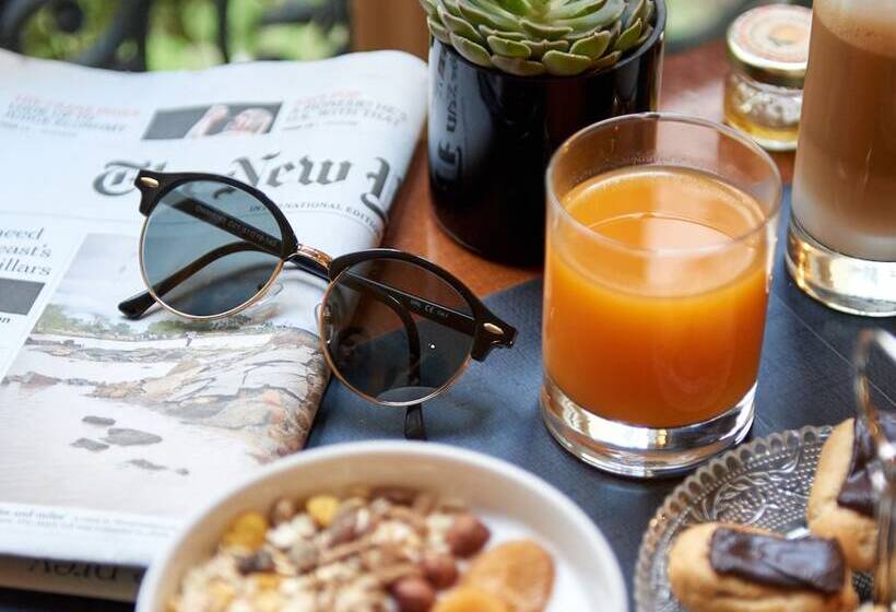 StandaardKamer, Melia Paris Champselysees