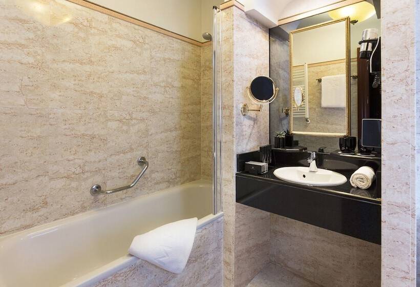 Suite, Melia Paris Champselysees