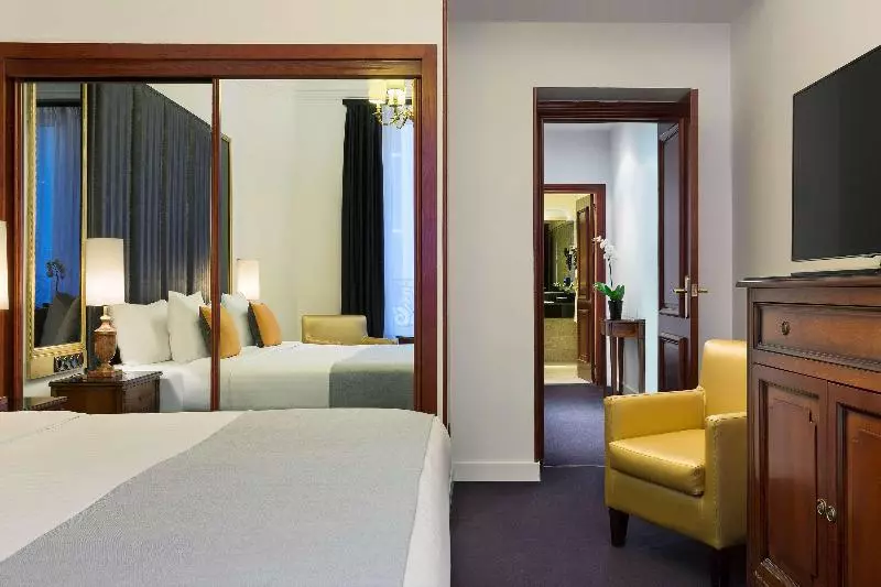 プレミアムルーム, Melia Paris Champselysees