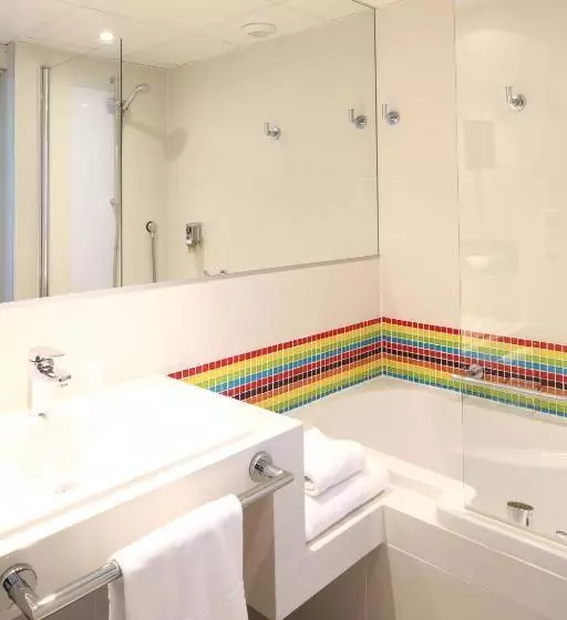اتاق استاندارد, Mercure Angoulême Hôtel De France