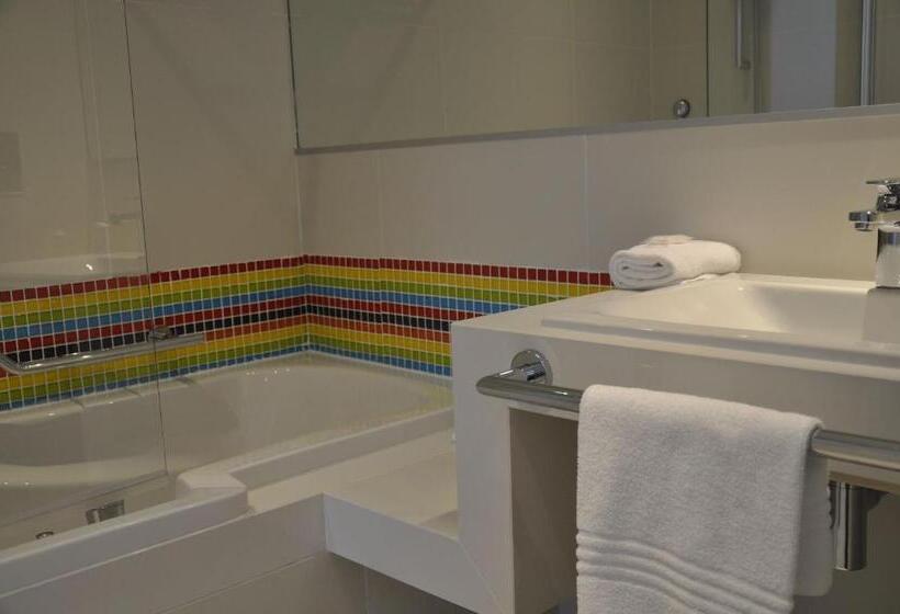 Номер Стандарт, Mercure Angoulême  Hôtel De France