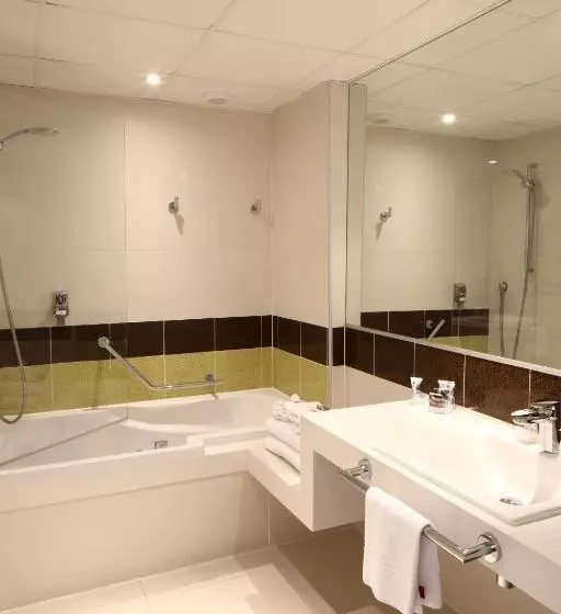 اتاق پرستیژ, Mercure Angoulême Hôtel De France