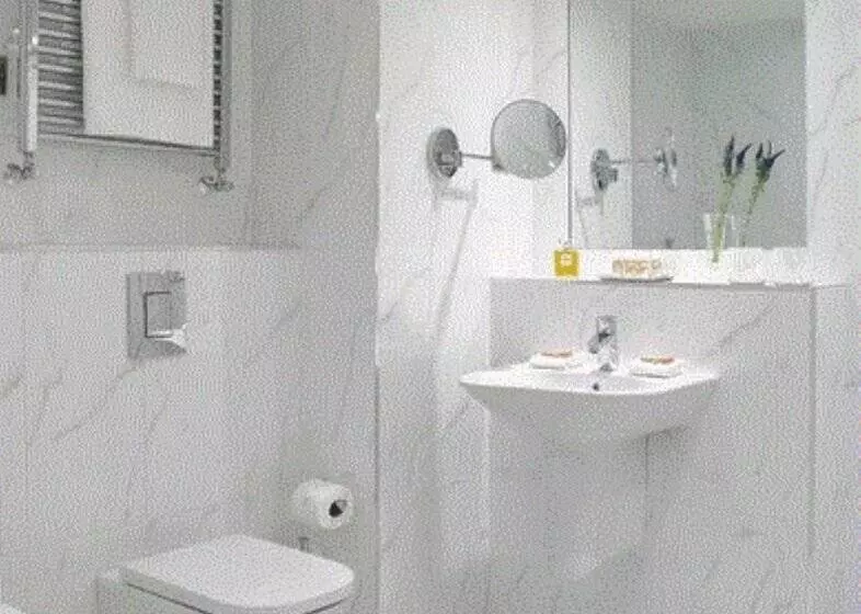 اتاق کلاسیک, Newpark
