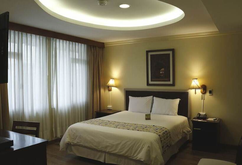 חדר משפחתי, Republica