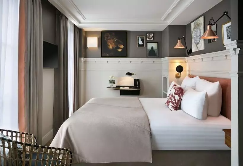 Classic Room with Terrace, Royal Madeleine Hotel & Spa
