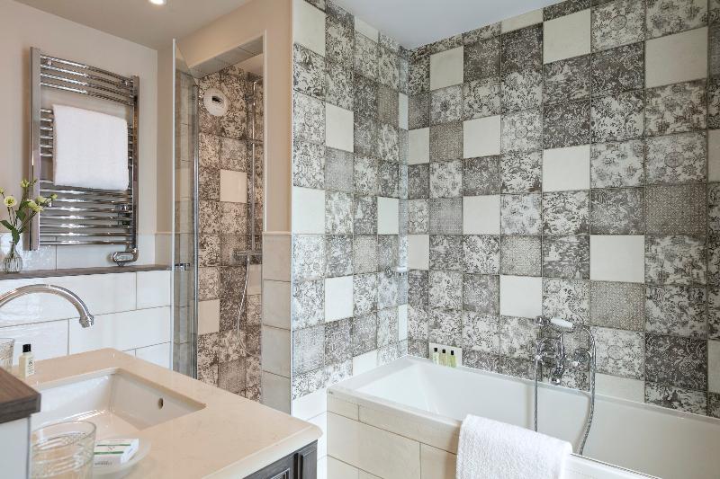 デラックスルーム, Royal Madeleine Hotel & Spa