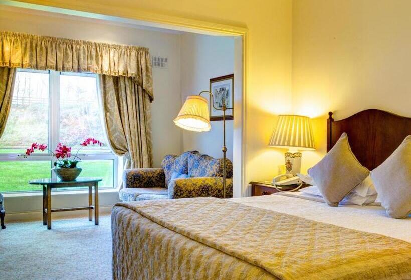 스탠다드 룸, The Keadeen