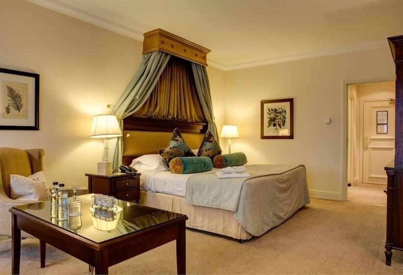 디럭스 룸, The Keadeen