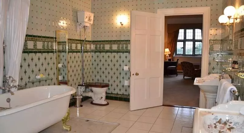 سوییت لوکس, Waterford Castle Hotel & Golf Resort