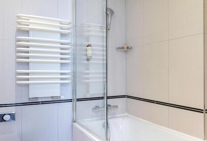 Номер Стандарт, Bradford Elysees  Astotel