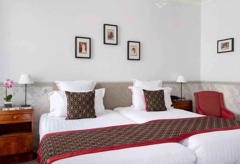 Номер Стандарт, Bradford Elysees  Astotel