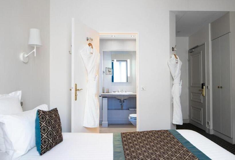 Номер Superior, Bradford Elysees  Astotel