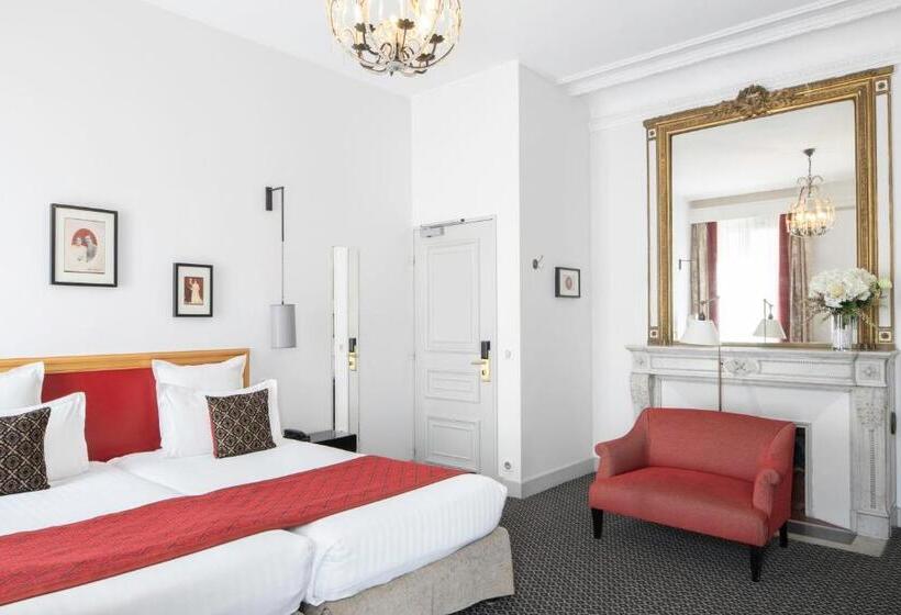 Номер Superior, Bradford Elysees  Astotel