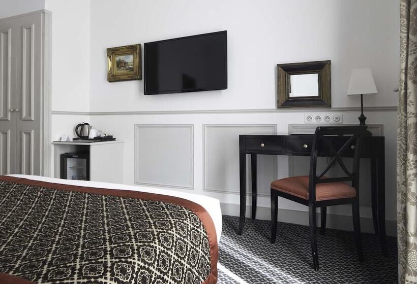 Номер Стандарт, Bradford Elysees  Astotel