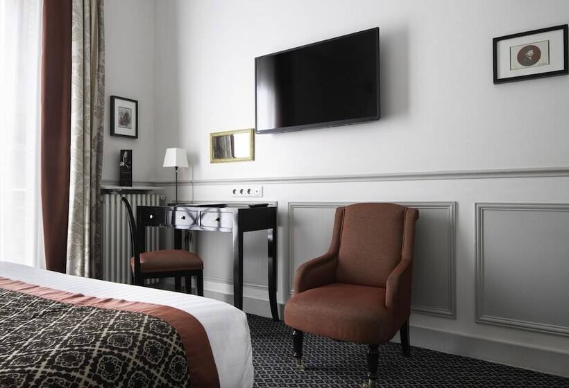 Номер Стандарт, Bradford Elysees  Astotel