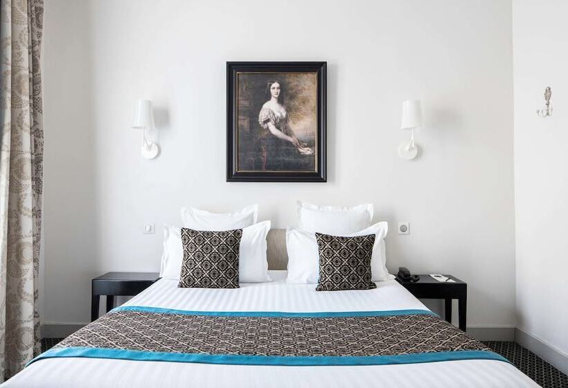 Номер Superior, Bradford Elysees  Astotel