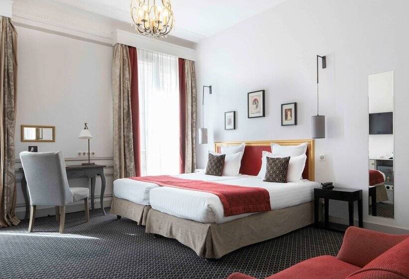 Номер Superior, Bradford Elysees  Astotel