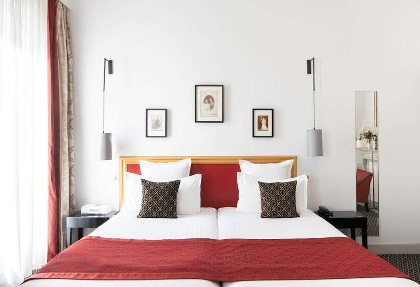 Номер Superior, Bradford Elysees  Astotel