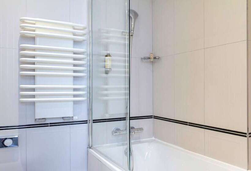 Номер Стандарт, Bradford Elysees  Astotel